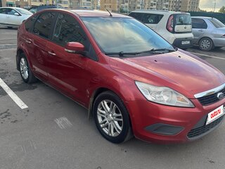 2008 Ford Focus II Рестайлинг, красный, 380000 рублей, вид 3