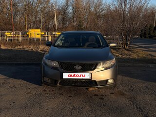 2010 Kia Cerato 6-speed II, серый, 750000 рублей, вид 2