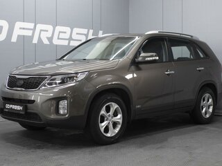 2017 Kia Sorento II Рестайлинг, бежевый, 2160000 рублей, вид 1