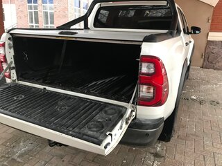 2020 Toyota Hilux VIII Рестайлинг 2, белый, 5100000 рублей, вид 4
