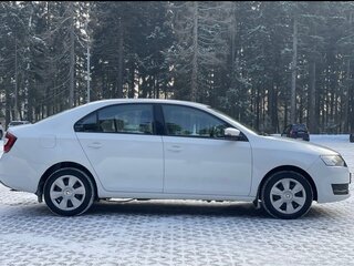 2017 Skoda Rapid I, белый, 1320000 рублей, вид 4