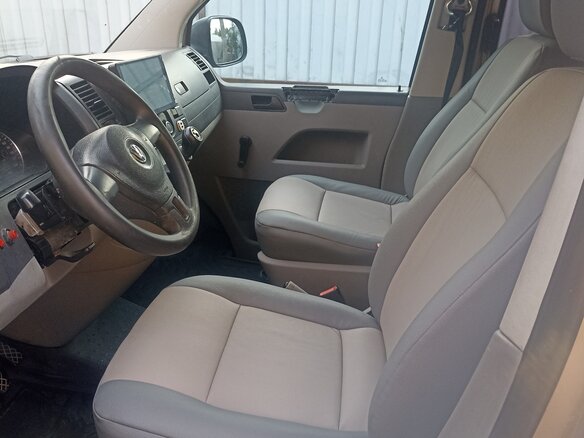 2012 Volkswagen Transporter T5 Рестайлинг, бежевый, 1400000 рублей - вид 3
