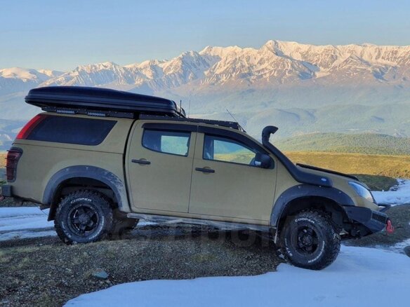 2018 Isuzu D-Max II, серебристый, 4800000 рублей - вид 8