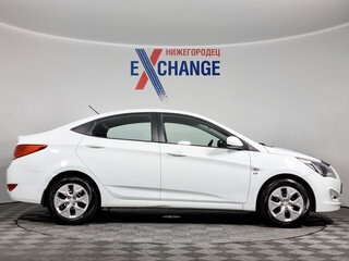 2014 Hyundai Solaris I Рестайлинг, белый, 1130000 рублей, вид 4