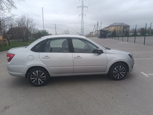 2024 Lada (ВАЗ) Granta I Рестайлинг, серый, 1150000 рублей - вид 8