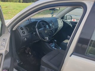 2012 Volkswagen Tiguan I Рестайлинг, жёлтый, 1100000 рублей, вид 3