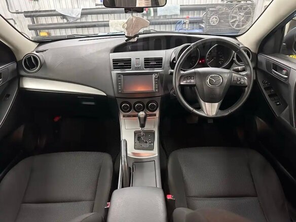 2011 Mazda Axela II, синий, 1150000 рублей - вид 13