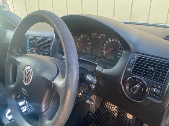 2001 Volkswagen Golf IV, серебристый - вид 9