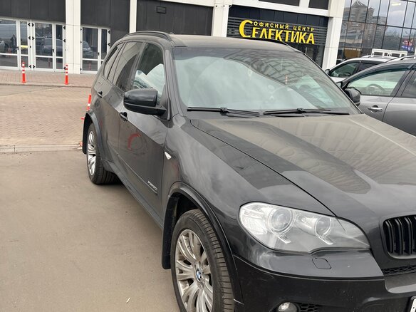 2011 BMW X5 50i II (E70) Рестайлинг, чёрный, 1300000 рублей