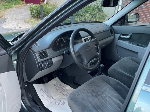 2010 Lada (ВАЗ) Priora I, зелёный, 380000 рублей - вид 5