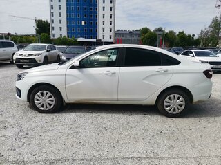 2023 Lada (ВАЗ) Vesta I Рестайлинг (NG), белый, 1400000 рублей, вид 4