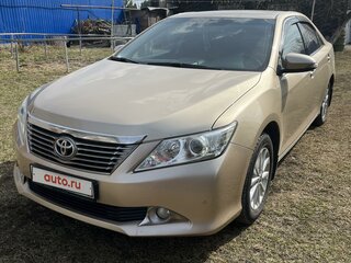 2012 Toyota Camry VII (XV50), бежевый, 1710000 рублей, вид 1