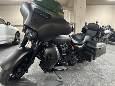 2020 Harley-Davidson Street Glide, зелёный, 2400000 рублей, вид 1