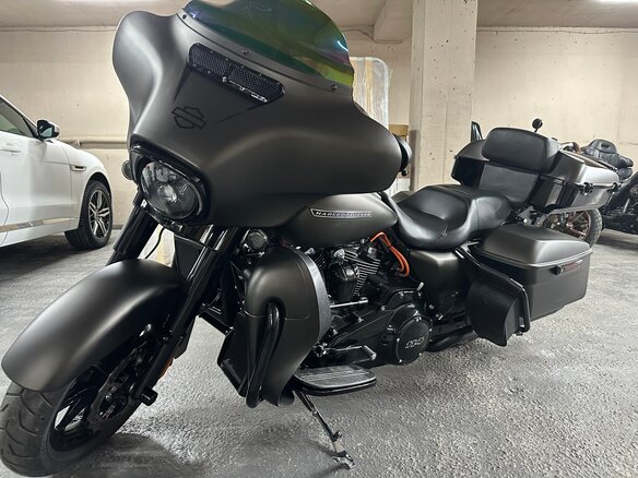 2020 Harley-Davidson Street Glide, зелёный, 2400000 рублей