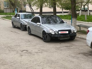 2002 Mercedes-Benz E-Класс 500 III (W211, S211), серебристый, 1100000 рублей, вид 1
