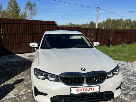 2021 BMW 3 серии 320i VII (G2x), белый, 3500000 рублей, вид 3