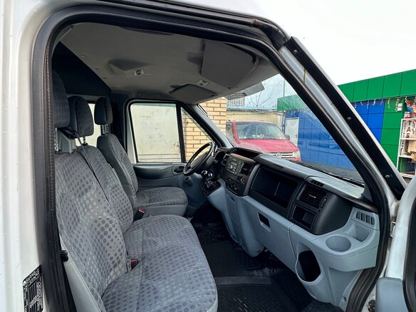 2013 Ford Transit, белый, 1600000 рублей - вид 10