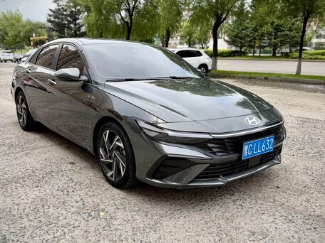2023 Hyundai Elantra N Line VII (CN7) Рестайлинг, серебристый, 1620000 рублей, вид 3