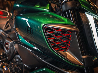 2024 Ducati Diavel V4, зелёный, 6990000 рублей, вид 5