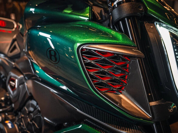 2024 Ducati Diavel V4, зелёный, 6990000 рублей - вид 4