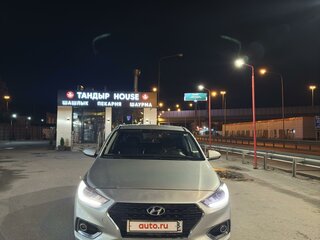 2018 Hyundai Solaris II, серебристый, 1545000 рублей, вид 1