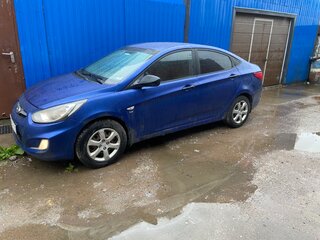2013 Hyundai Solaris I, синий, 370000 рублей, вид 3