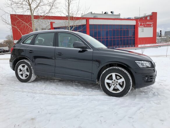 2010 Audi Q5 I (8R), чёрный - вид 8