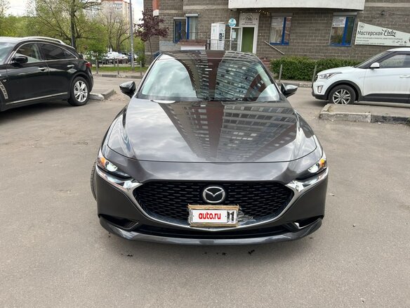 2019 Mazda 3 IV (BP), серый, 1550000 рублей - вид 3