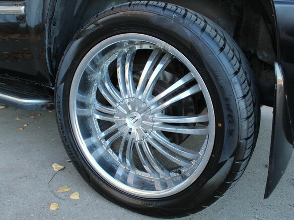2006 Cadillac Escalade III, чёрный, 1100000 рублей - вид 25