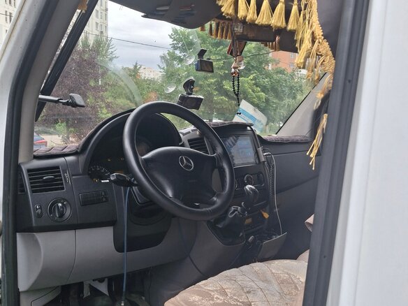 2012 Mercedes-Benz Sprinter, белый, 3000000 рублей - вид 9