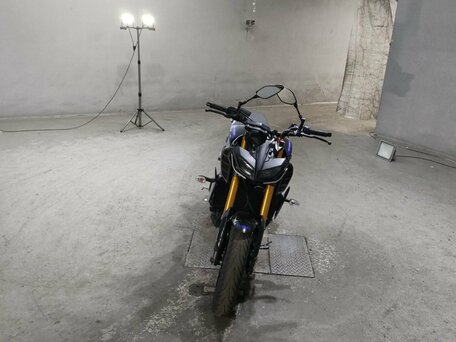 2019 Yamaha MT-09 (FZ-09), серый, 890000 рублей, вид 3