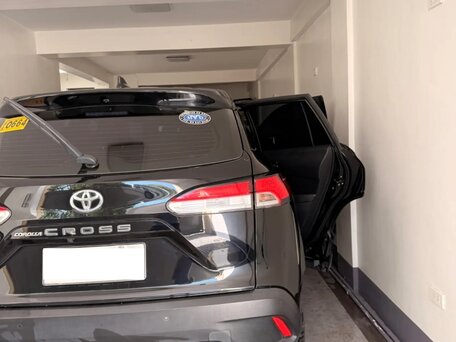 2024 Toyota Corolla Cross I, чёрный, 2430000 рублей, вид 4