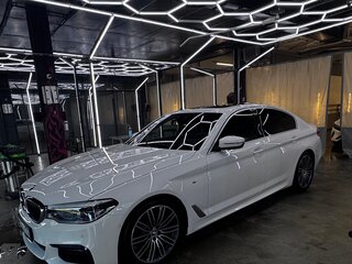 2020 BMW 5 серии 530i VII (G30/G31/G38) Рестайлинг, белый, 4400000 рублей, вид 3