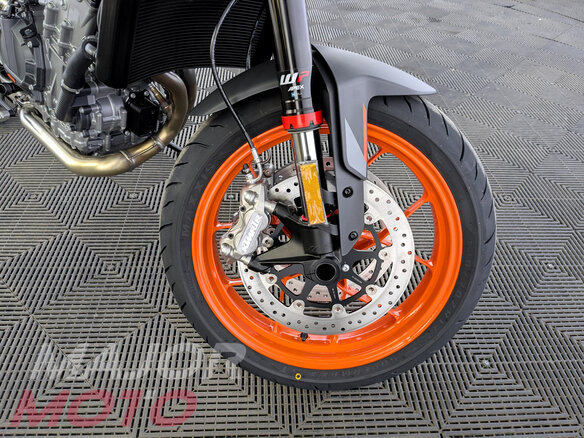 2026 KTM 790 Duke, чёрный, 1150000 рублей - вид 10
