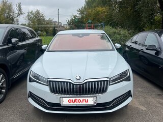 2020 Skoda Superb III Рестайлинг, белый, 3700000 рублей, вид 2