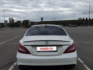 2016 Mercedes-Benz CLS 400 II (C218) Рестайлинг, белый, 2300000 рублей, вид 5