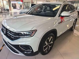 2024 Volkswagen Tayron I Рестайлинг, белый, 3553038 рублей, вид 1