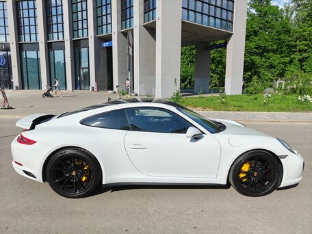 2018 Porsche 911 Carrera 4 VII (991) Рестайлинг, белый, 10000000 рублей, вид 5