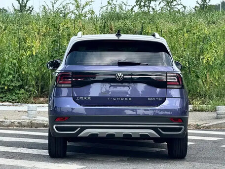 2021 Volkswagen T-Cross I (China Market), синий, 1500000 рублей, вид 5