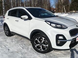 2019 Kia Sportage IV Рестайлинг, белый, 2390000 рублей, вид 5