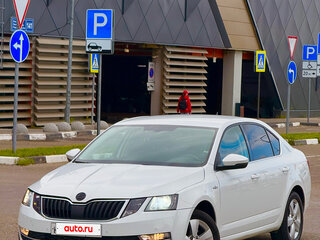 2020 Skoda Octavia III (A7) Рестайлинг, белый, 1450000 рублей, вид 1
