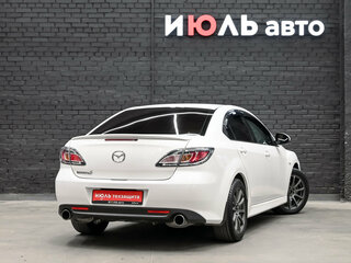 2010 Mazda 6 II (GH) Рестайлинг, белый, 930000 рублей, вид 4