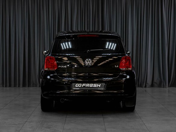2010 Volkswagen Polo V, чёрный, 599000 рублей - вид 3