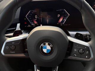 2025 BMW X1 20i xDrive III (U11/U12), серебристый, 4777777 рублей, вид 3