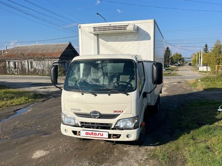 2020 Hino Series 300 (Dutro), белый, 2900000 рублей, вид 4