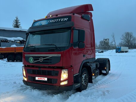 2011 Volvo FM, красный, 1960000 рублей, вид 3