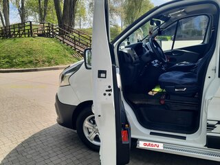 2019 Renault Trafic III, белый, 2400000 рублей, вид 5