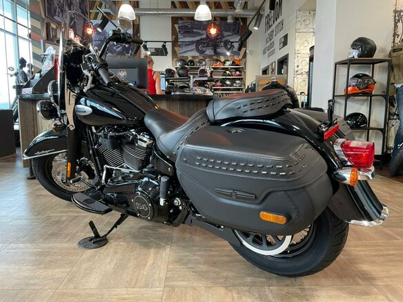 2021 Harley-Davidson Heritage, чёрный, 3400000 рублей - вид 5