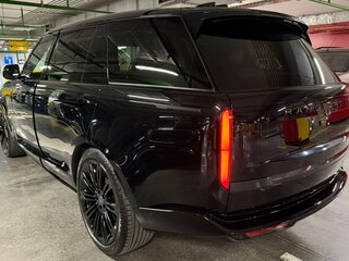2025 Land Rover Range Rover P530 MHEV Long V, чёрный, 26320000 рублей, вид 5