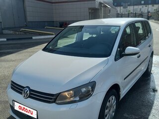2010 Volkswagen Touran I Рестайлинг 2, белый, 760000 рублей, вид 1